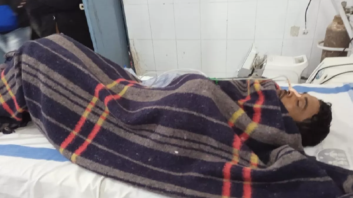 Extramarital Affair: शराबी पति ने चाकू से गोदकर पत्‍नी की कर दी हत्या, फिर आत्महत्या का किया प्रयास