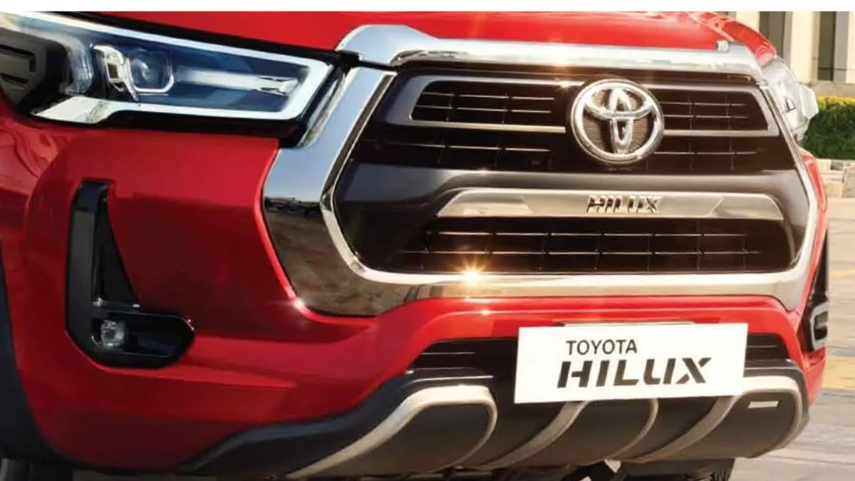 Toyota Hilux की बुकिंग हुई फिर से शुरू, जानिए कीमत और फीचर्स डिटेल