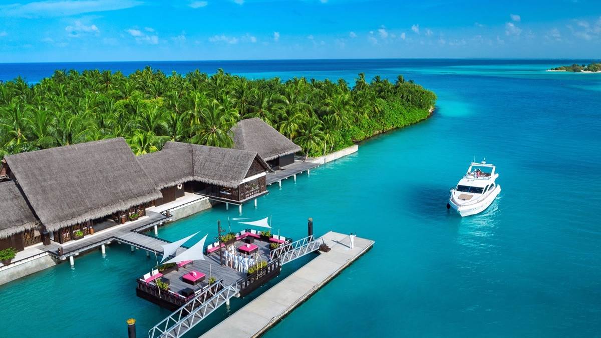 मालदीव छोड़ लक्षद्वीप घूमने का है प्लान? जानिए कुल खर्च, Accessories, टूरिस्ट स्पॉट, Ticket, पहुंचने का मार्ग