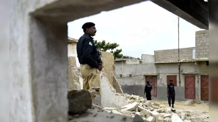 पाकिस्तान में बलात्कार का बदला लेने के लिए पिता की हत्या करने वाली बहनें गिरफ्तार- पुलिस (सांकेतिक तस्वीर)