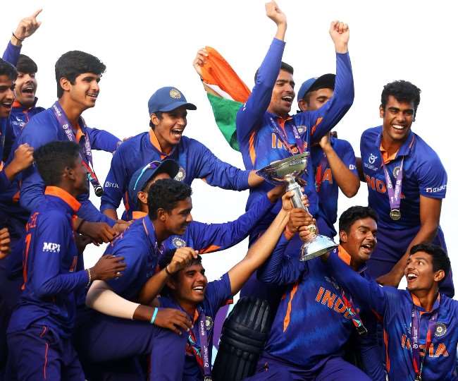 https://www.jagranimages.com/images/newimg/09022022/09_02_2022-u19_wc_2022_win_india_02_22451386.jpg