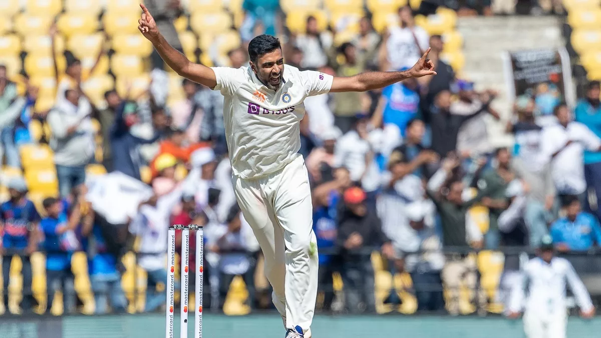रविचंद्रन अश्विन ने टेस्‍ट क्रिकेट में 450 विकेट लिए