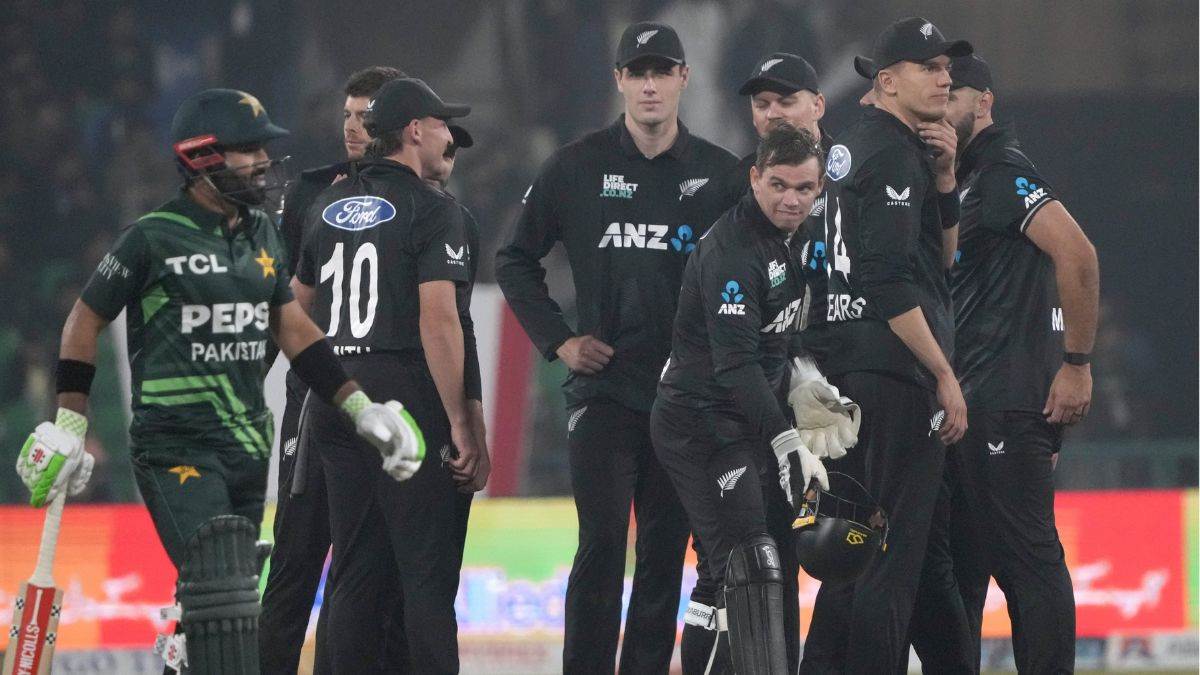 https://www.jagranimages.com/images/newimg/09022025/09_02_2025-pak_vs_nz_23881250.jpg