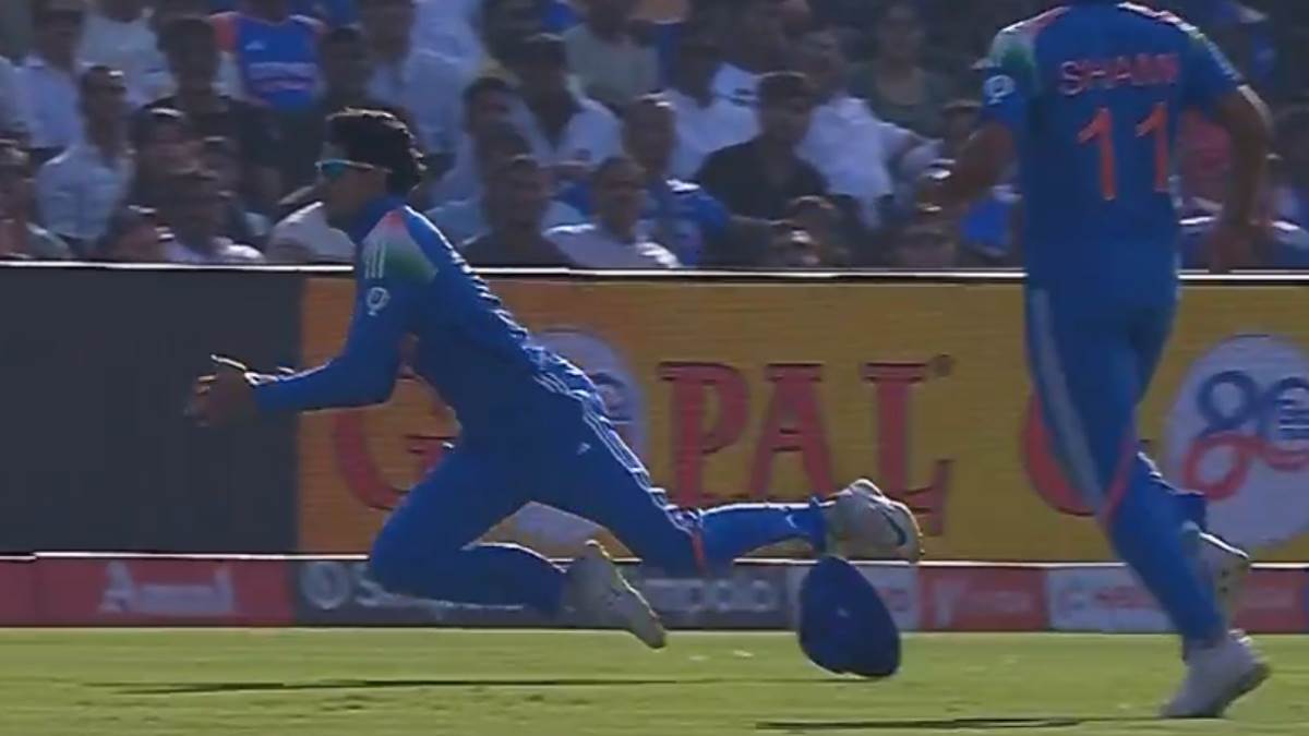 https://www.jagranimages.com/images/newimg/09022025/09_02_2025-shubman_gill_took_brilliant_catch_23881479.jpg
