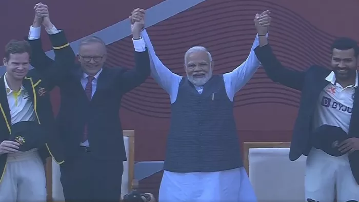 PM Modi in Ind Aus Match पीएम मोदी पर कांग्रेस का तंज।