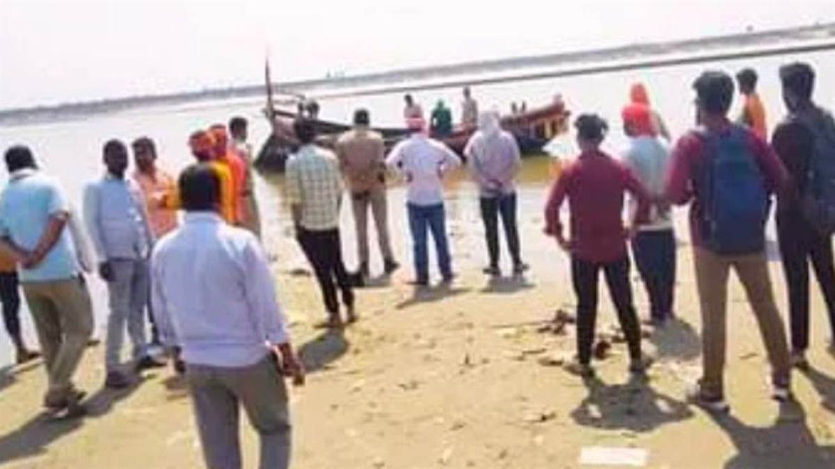 three including two young women drown in ganga during mundan ceremony in ballia