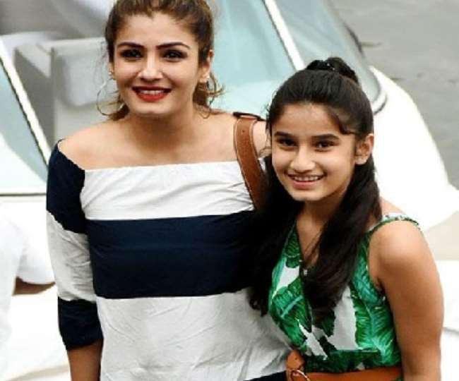 Bollywood Actress Raveena Tandon Share A video She Says Her Daughter Was  Embarrassed When She Dance In New York
