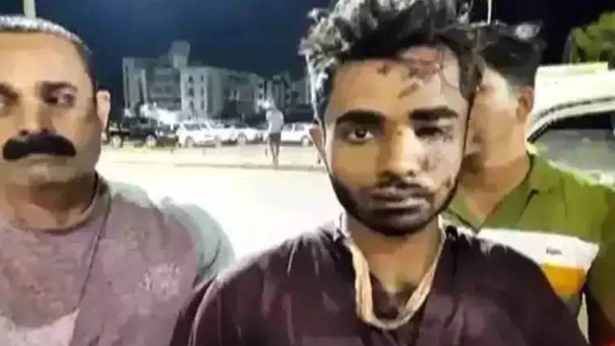 https://www.jagranimages.com/images/newimg/09042023/09_04_2023-kozhikode_train_fire_case_23380969.jpg