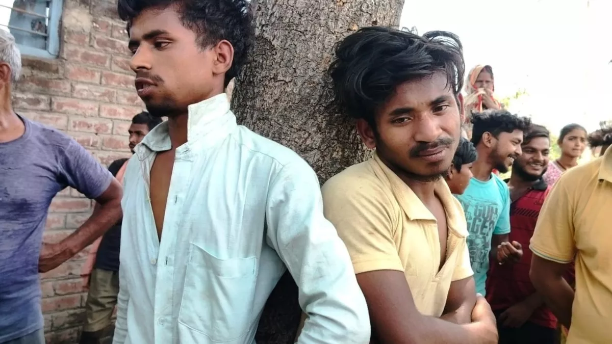 Bihar Crime News: पालीगंज में दो बदमाशों को भीड़ ने पेड़ से बांधकर पीटा, मॉब लिचिंग की घटना होने से बची