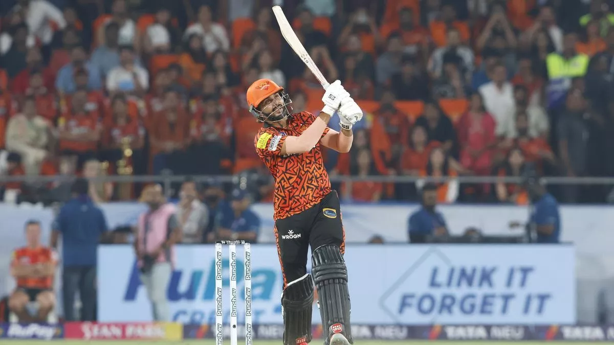 PBKS vs SRH: 4,6,4,6… कौन हैं Nitish Reddy, जिन्होंने मुल्लांपुर में चौके-छक्कों की बरसात कर निकाली पंजाब के गेंदबाजों की हेकड़ी - Pbks vs Srh who is nitish reddy all rounder who