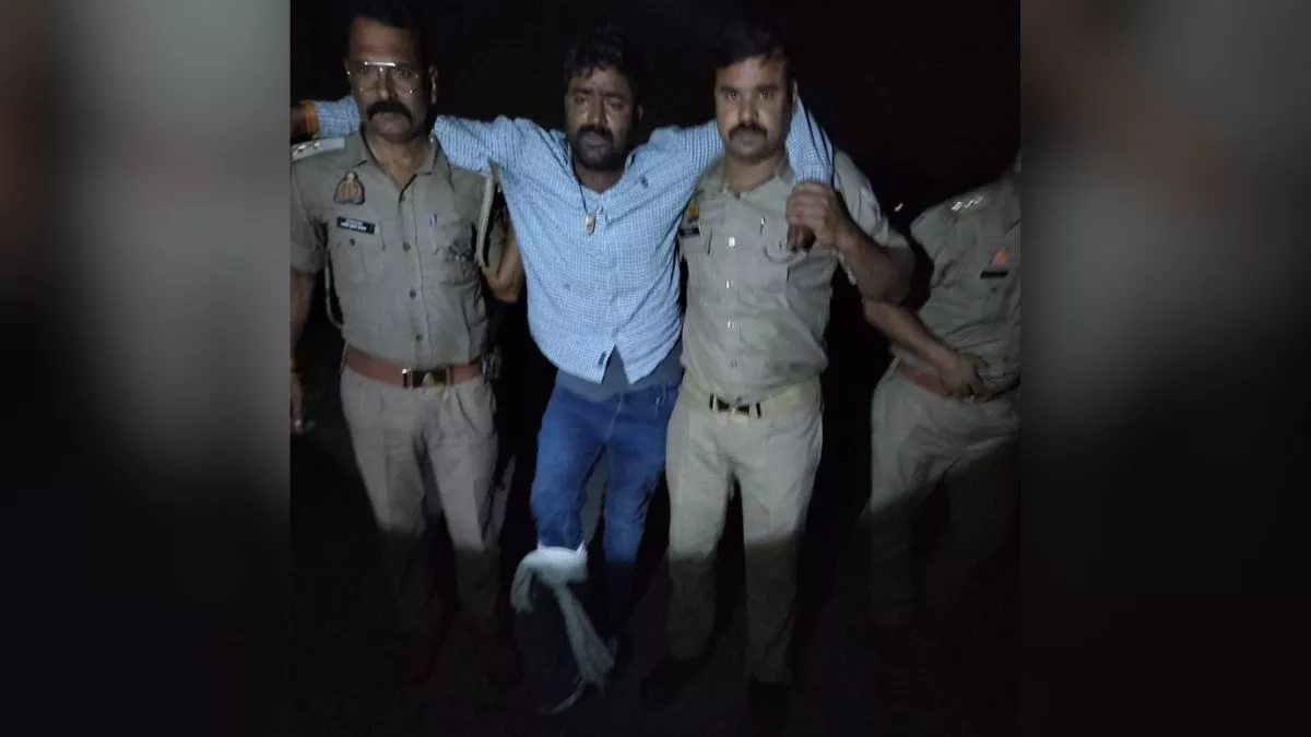 Sultanpur Murder Case: एनकाउंटर में धरा गया विजय नारायण हत्या मामले का मुख्य आरोपी अजय सिंह, पैर में लगी गोली