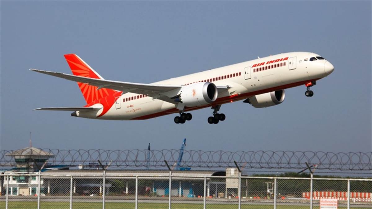 https://www.jagranimages.com/images/newimg/09042025/09_04_2025-air_india_23915175.jpg