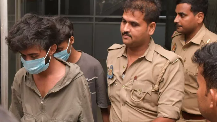 दुष्कर्म के आरोपितो का पुलिस ने पं. दीनदयाल अस्पताल में कराया मेडिकल चेकअप। जागरण