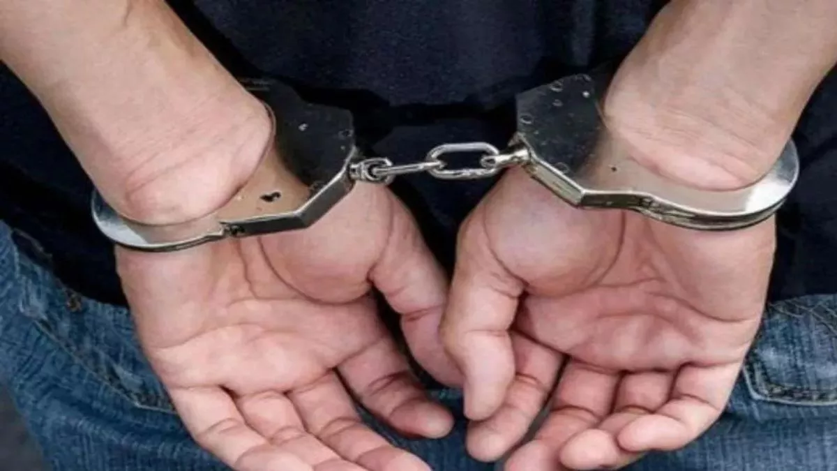 DEO एलीमेंट्री दफ्तर के तीन मुलाजिमों को विजिलेंस ने किया गिरफ्तार, अध्यापक भर्ती में गड़बड़ी करने का आरोप