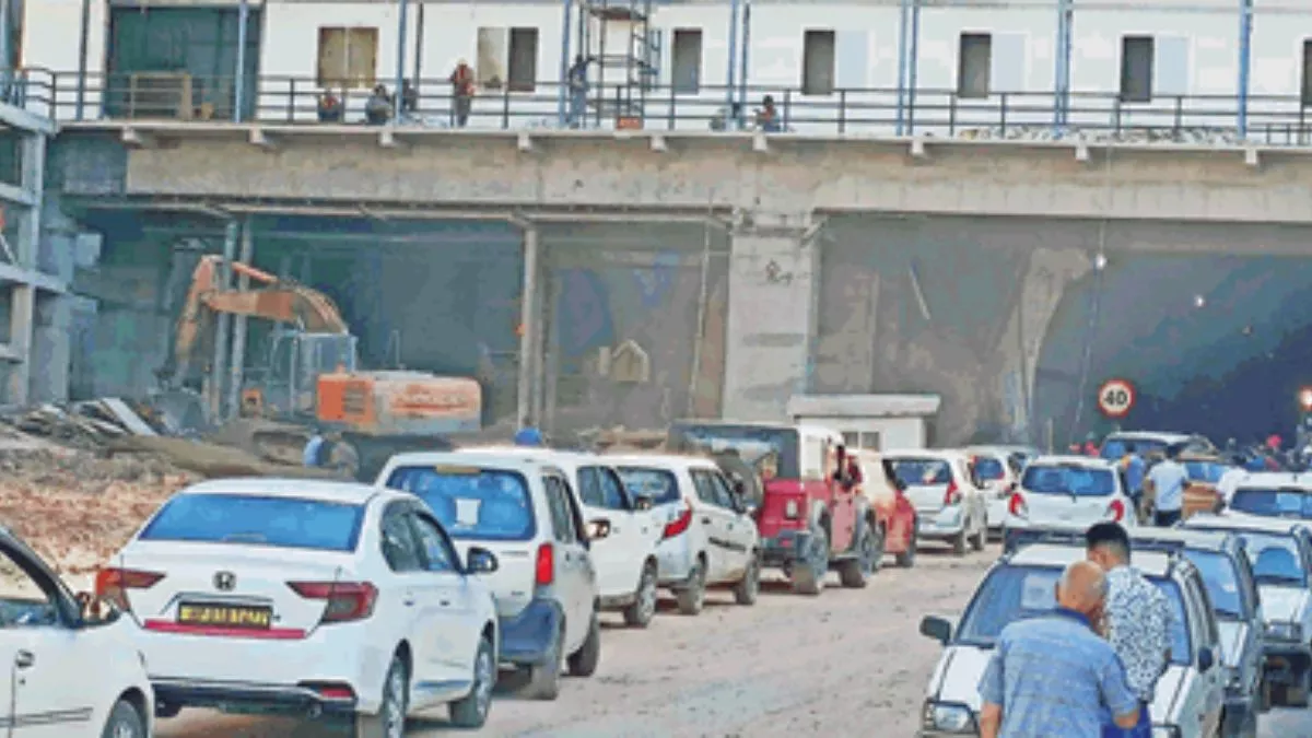 Bilaspur News: कीरतपुर-नेरचौक मार्ग पर कैंची मोड़ से मंडी भराड़ी तक यातायात 20 तक बंद