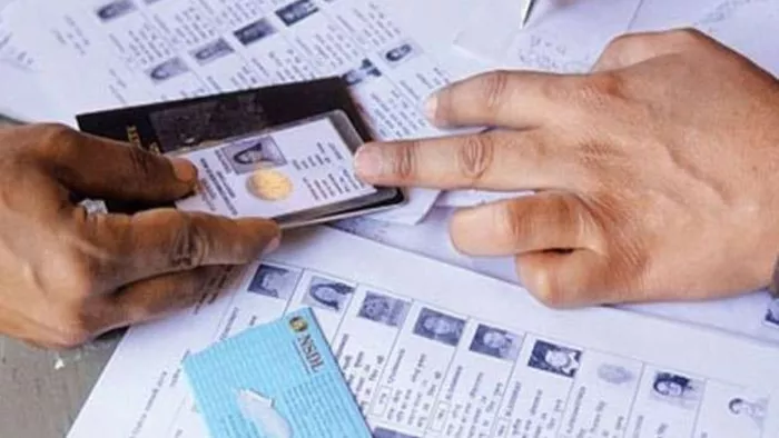 वोट आईडी की जगह इन डॉक्यूमेंट्स का कर सकते हैं इस्तेमाल।