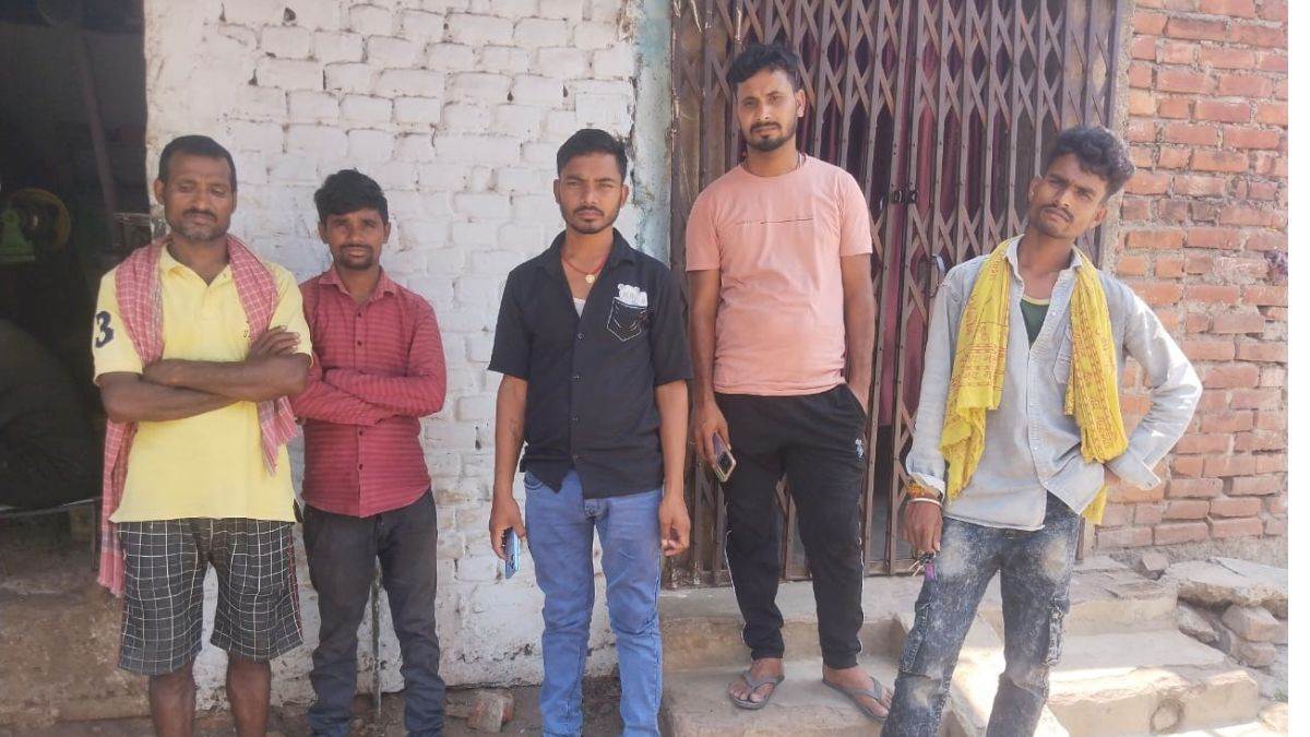 wife was strangled to death in front of son and daughter there was outcry in aurangabad