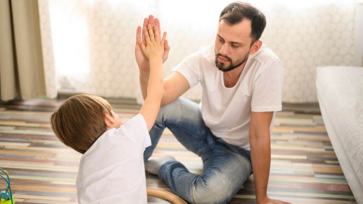 https://www.jagranimages.com/images/newimg/09052025/09_05_2025-parenting_tips_24_23934460.jpg