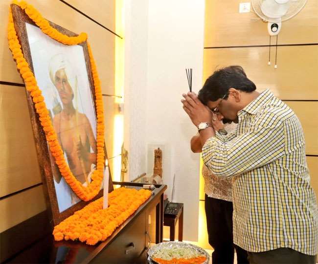 Birsa Munda: पुण्‍यतिथि पर याद किए गए भगवान बिरसा मुंडा, CM हेमंत सोरेन ने दी श्रद्धांजलि