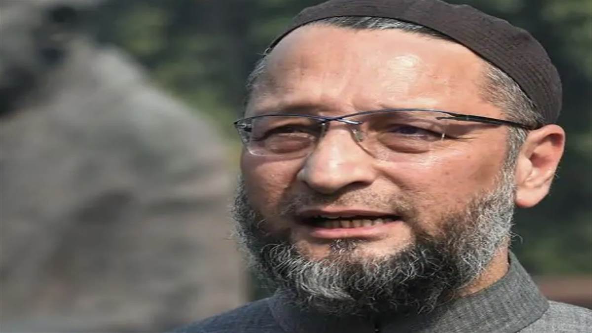 दिल्ली पुलिस ने एआईएमआईएम प्रमुख असदुद्दीन ओवैसी के खिलाफ प्राथमिकियां दर्ज की हैं।