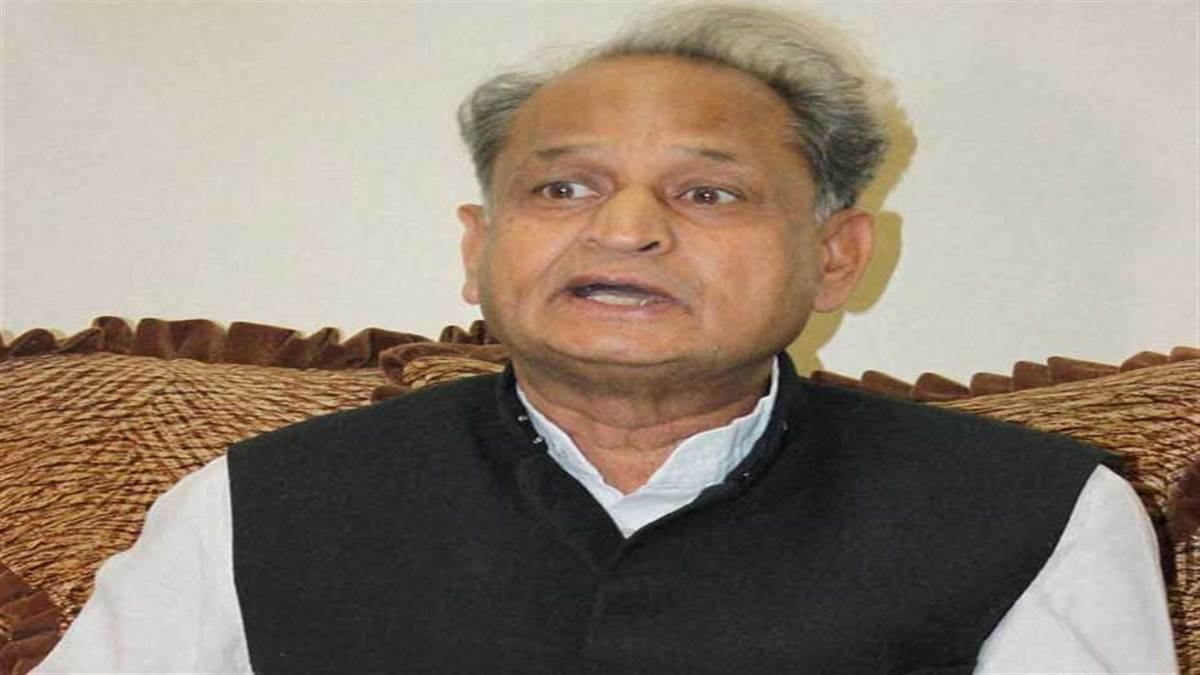 दो माह होटल से चली गहलोत सरकार, राज्यसभा चुनाव में होटल व विमान पर तीन करोड़ का खर्च।