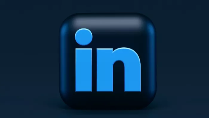 Know the step by step process of adding aadhaar card on linkedin