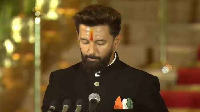 Chirag Paswan : कौन हैं केंद्रीय मंत्री चिराग पासवान? इंजीनियर बनने के बाद कंगना रनौत संग की ये फिल्म