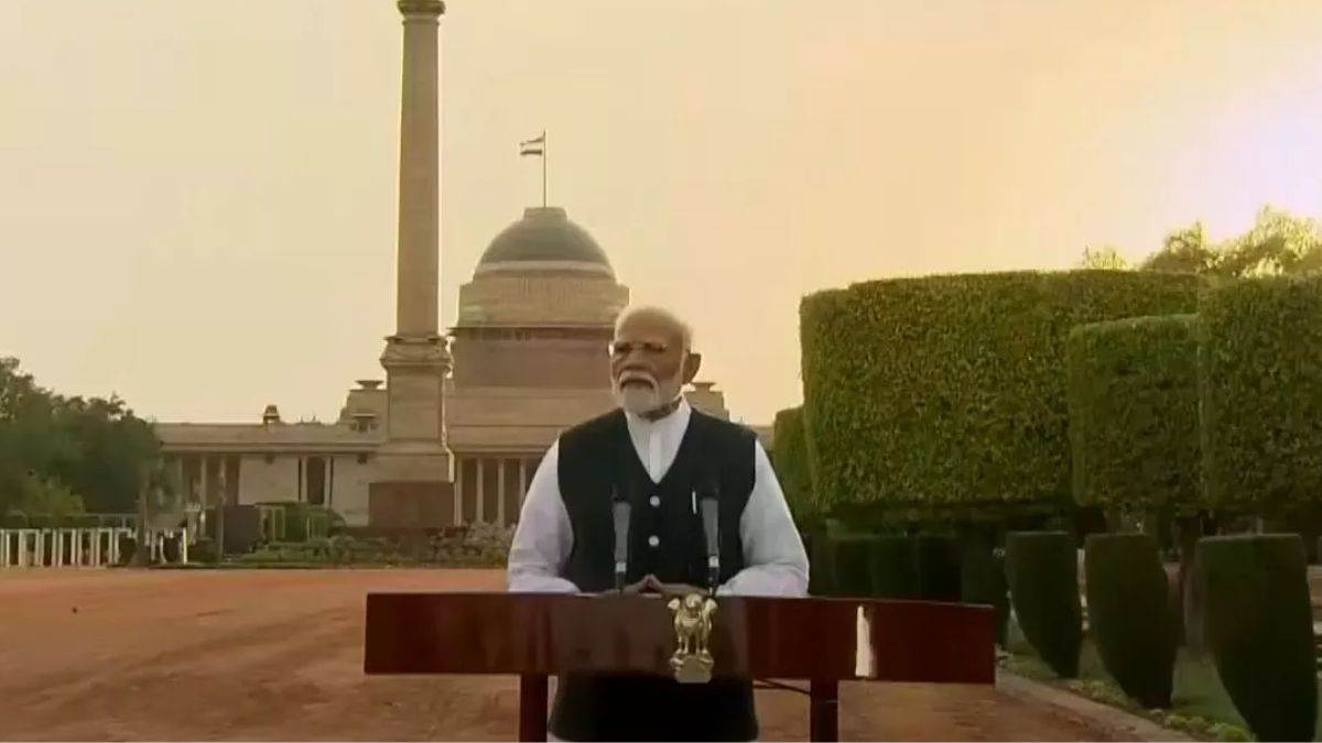 https://www.jagranimages.com/images/newimg/09062024/09_06_2024-swearing-in_ceremony_security_23735130.jpg