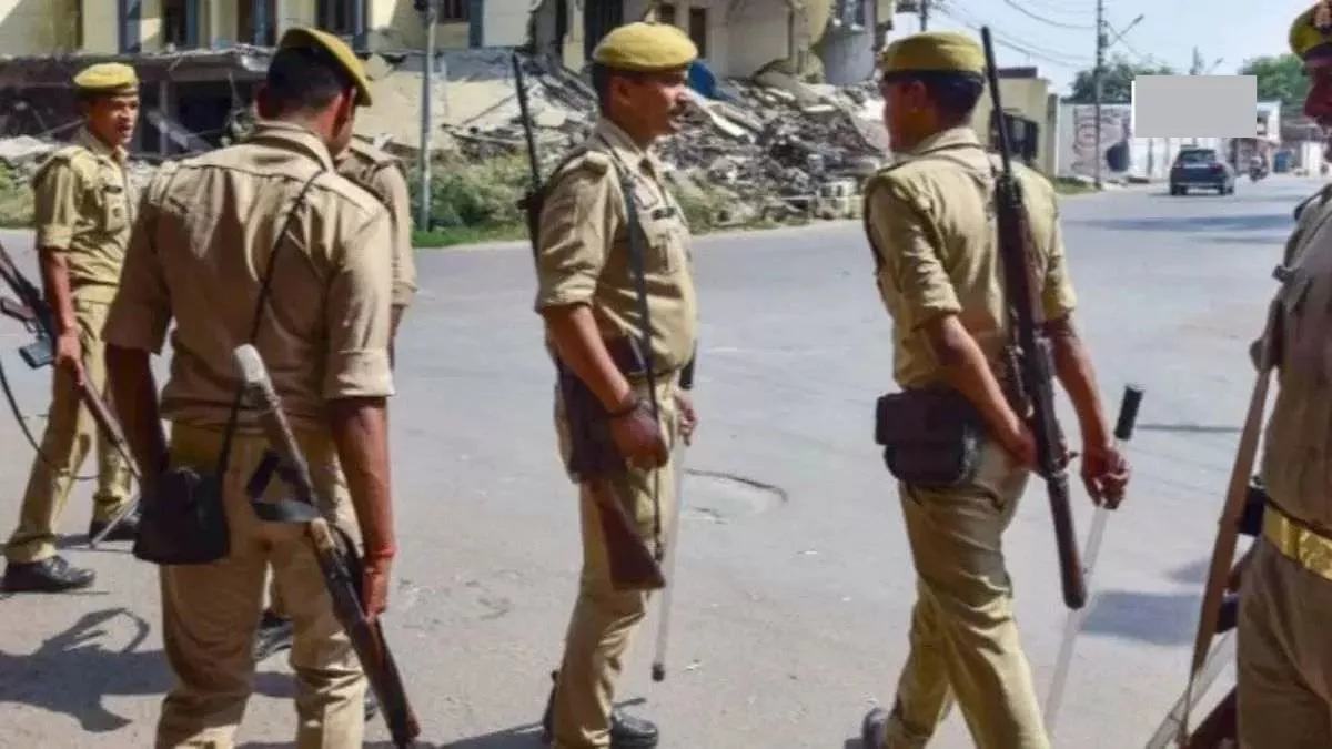 मुश्किलों में फंसे भाजपा नेता भूपेंद्र; जानलेवा हमले में मथुरा पुलिस ने दर्ज किया केस, बाउंसरों के साथ घर में किशोरियों को पीटा था