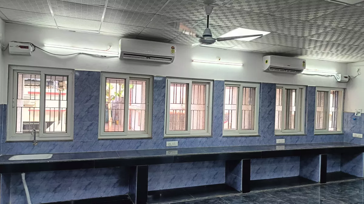 Ranchi News: रिम्स में सेंट्रल लैब तैयार, अब मरीजों को एक छत के नीचे मिलेंगी सभी जांच सुविधाएं