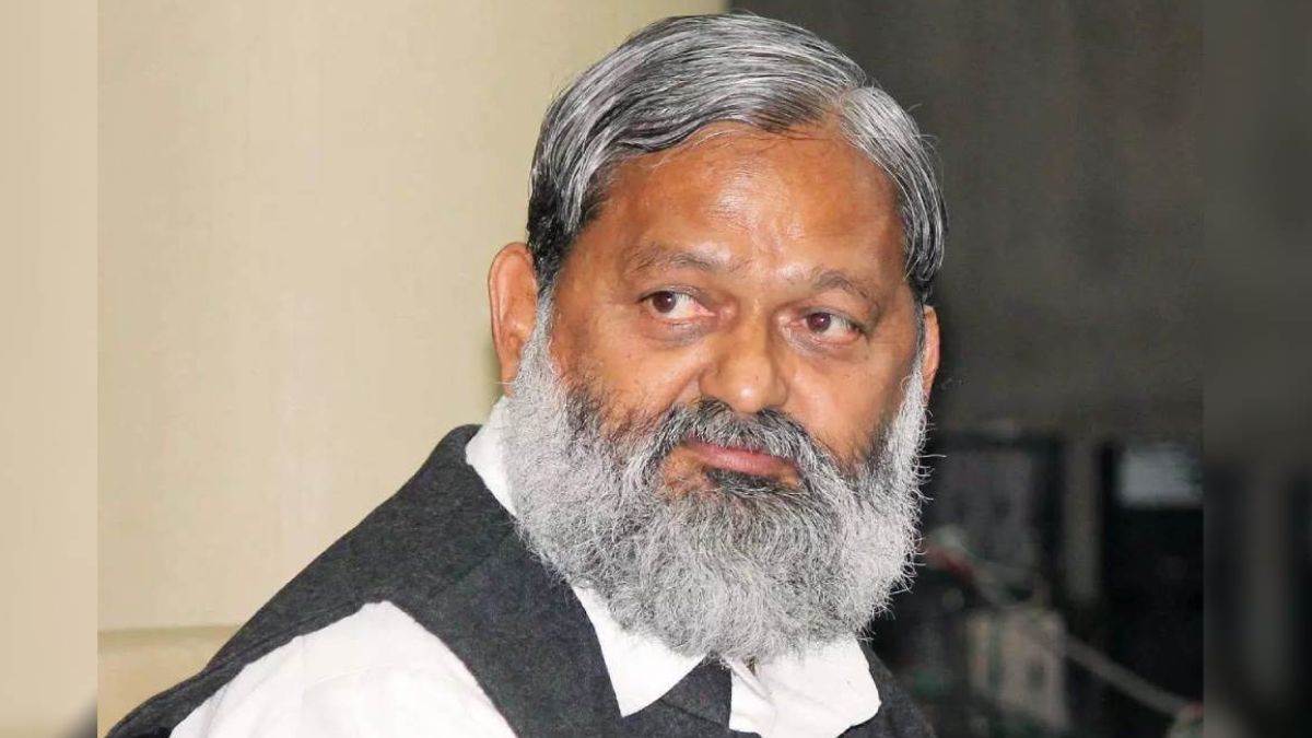 all weather swimming pool closed take action against dso anil vij called sports minister said dont worry run from evenin