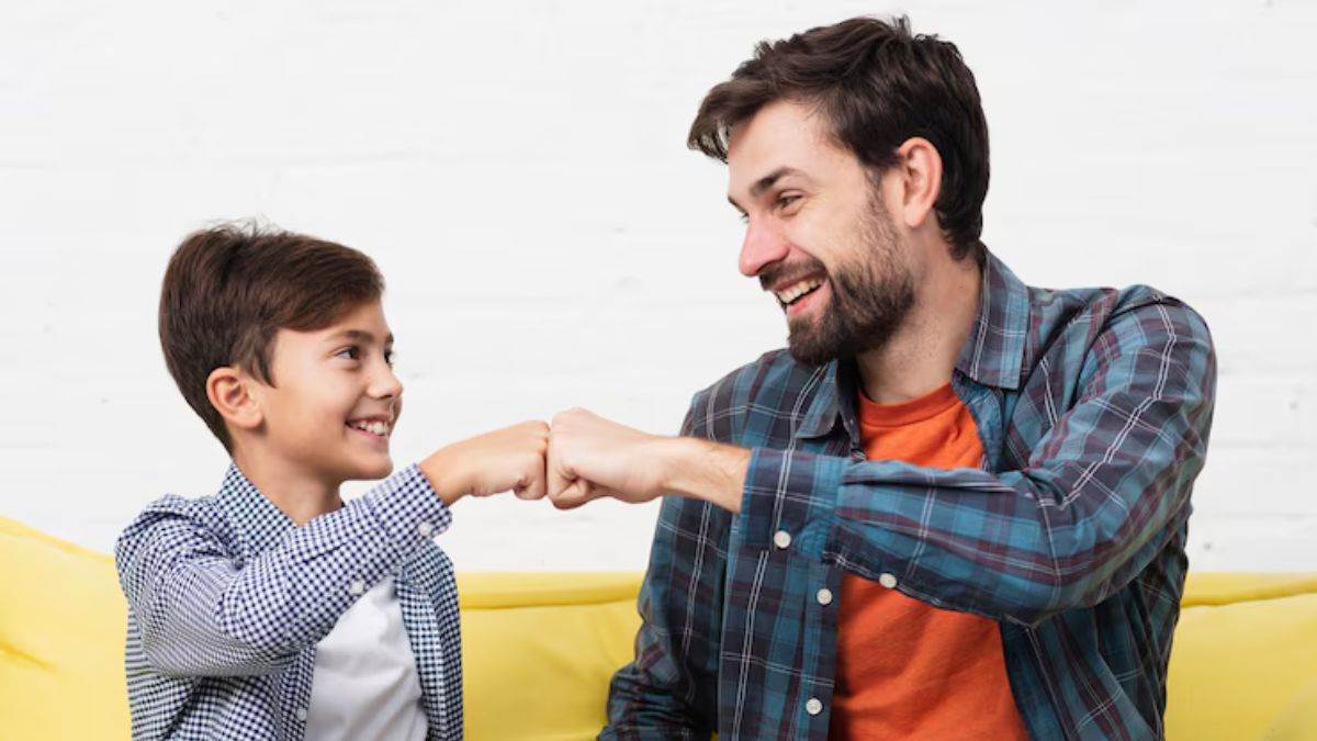 https://www.jagranimages.com/images/newimg/09062025/09_06_2025-lessons_kids_learn_from_dads_23959844.jpg