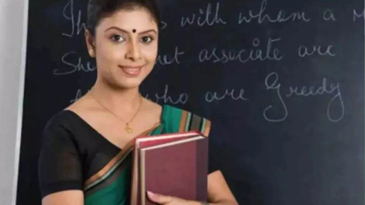 https://www.jagranimages.com/images/newimg/09062025/09_06_2025-teacher_transfer_1_23959299.jpg