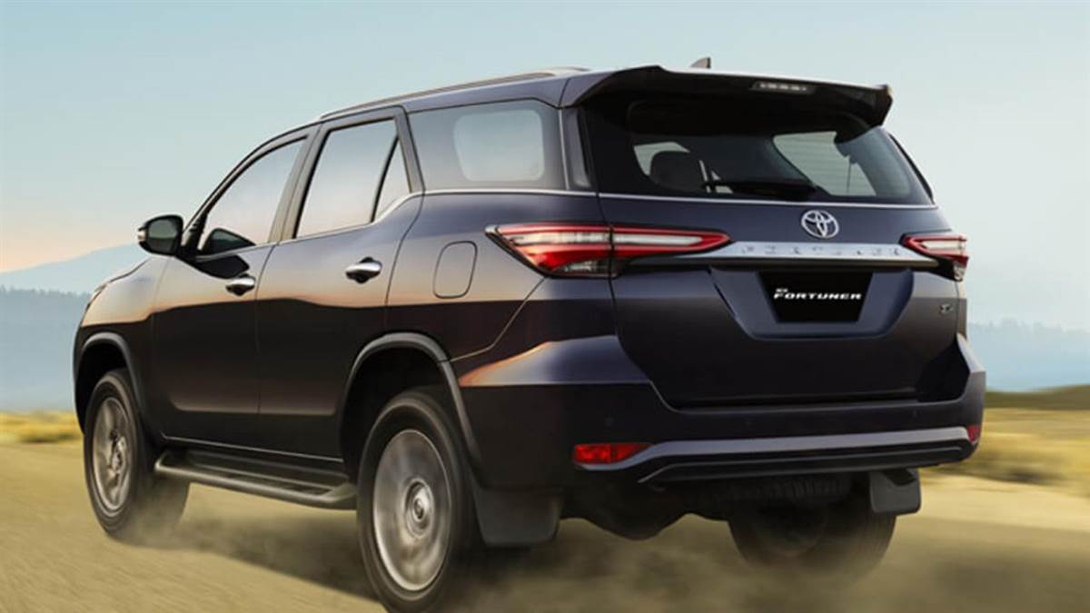 https://www.jagranimages.com/images/newimg/09062025/09_06_2025-toyota_fortuner_suv_01825_23958710.jpg