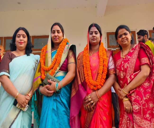 unopposed election of bjp candidates in twenty to 14 blocks in gorakhpur fixed