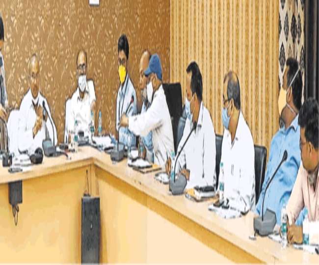 negligence pollution prevention horses running in files in bulandshahr for six months