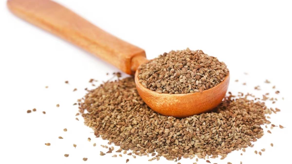 Ajwain Beauty Benefits चेहरे का नेचुरल निखार बढ़ाने और मुंहासों से