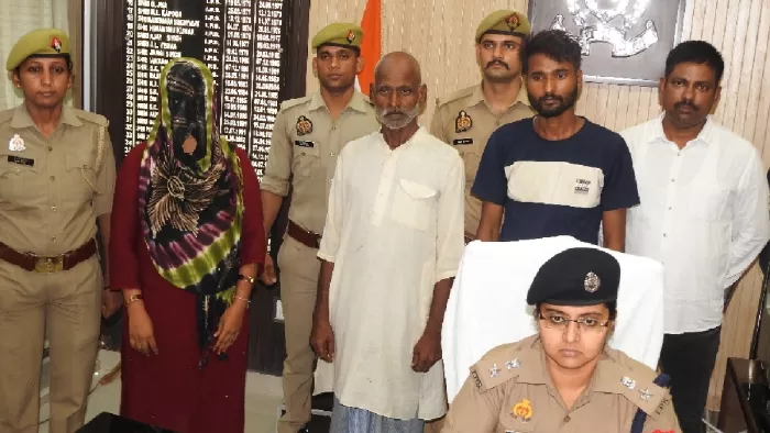 रात में प्रेमी को घर बुला पति व ससुर संग मिलकर प्रेमिका ने करवाई हत्या।