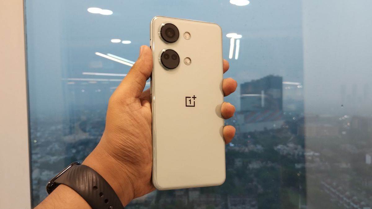 https://www.jagranimages.com/images/newimg/09072023/09_07_2023-oneplus_nord_3_5g_review_23465254.jpg