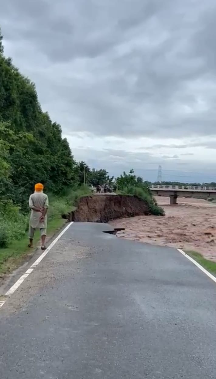 हिमाचल में तबाहीः हिमाचल में तबाहीः