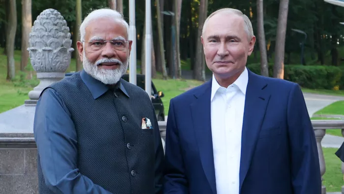 प्रधानमंत्री नरेंद्र मोदी और रूस के राष्ट्रपति व्लादिमीर पुतिन।