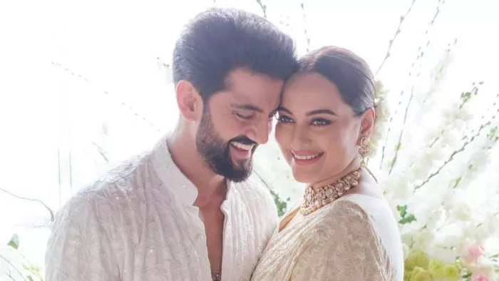 जी5 पर प्रदर्शित होने वाली हॉरर कॉमेडी फिल्म काकुदा में नजर आएंगी सोनाक्षी , (X Image)