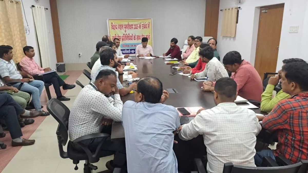 Bihar News: पीएम विश्वकर्मा योजना में स्वीकृत 57 आवेदकों को भुगतान का आदेश, लंबित आवेदनों को निपटाने पर जोर