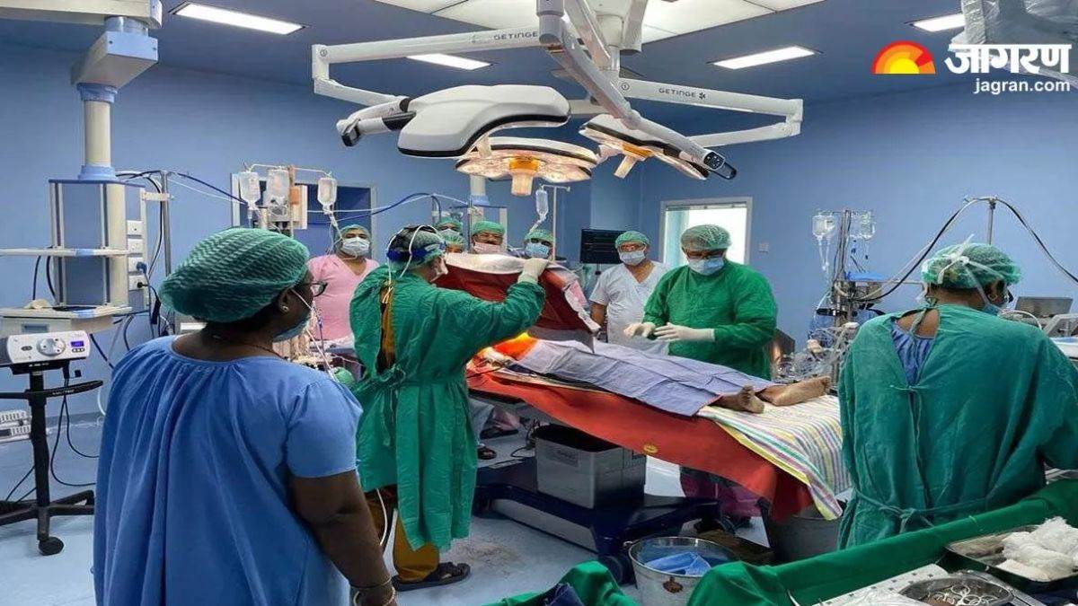 ncr rare surgery 15 year old undergoes successful gallbladder surgery in noida