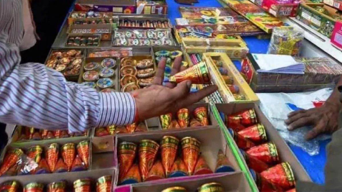 ncr sonipat news complete ban on firecrackers in gannaur ncr