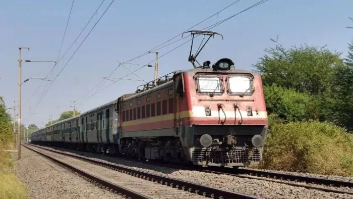 रांची-भागलपुर सावन स्पेशल में धनबाद से जसीडीह व सुल्तानगंज दोनों का किराया 390 रुपये
