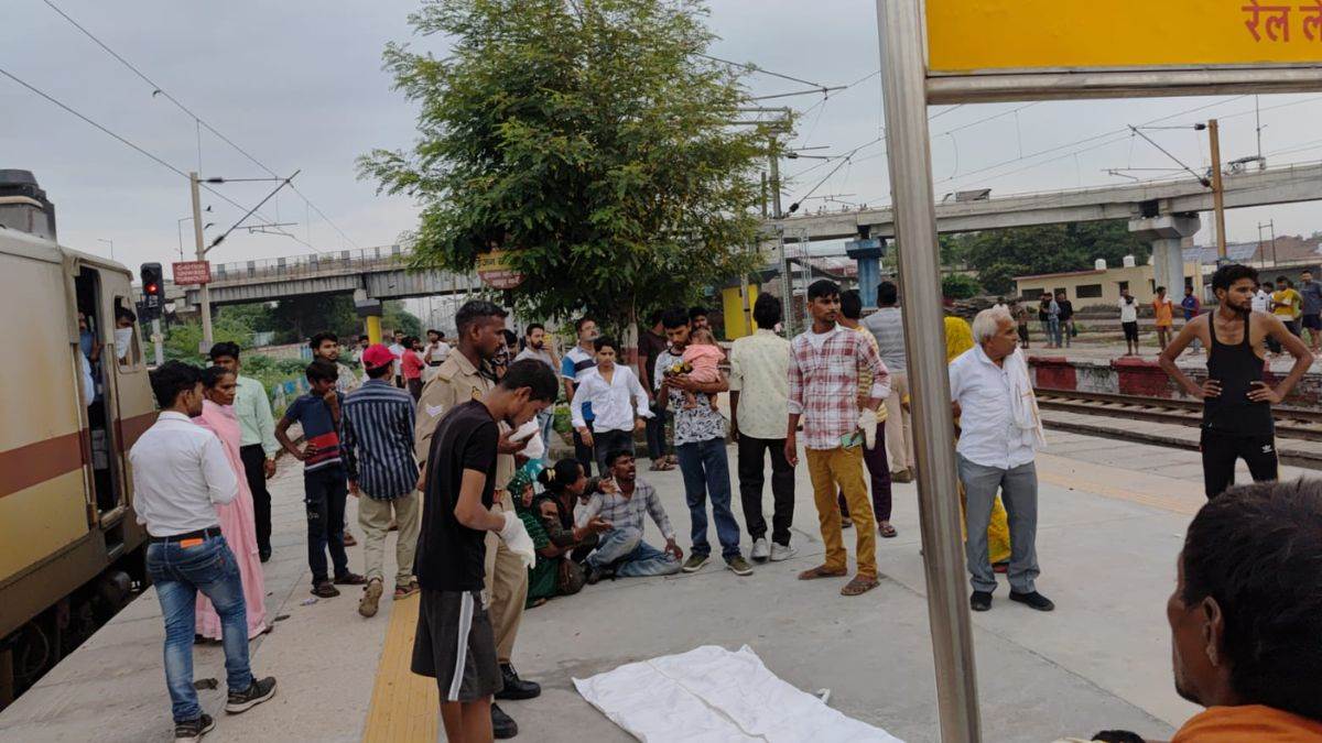 brother in law and sister in law died after being hit by dibrugarh rajdhani express at firozabad railway station