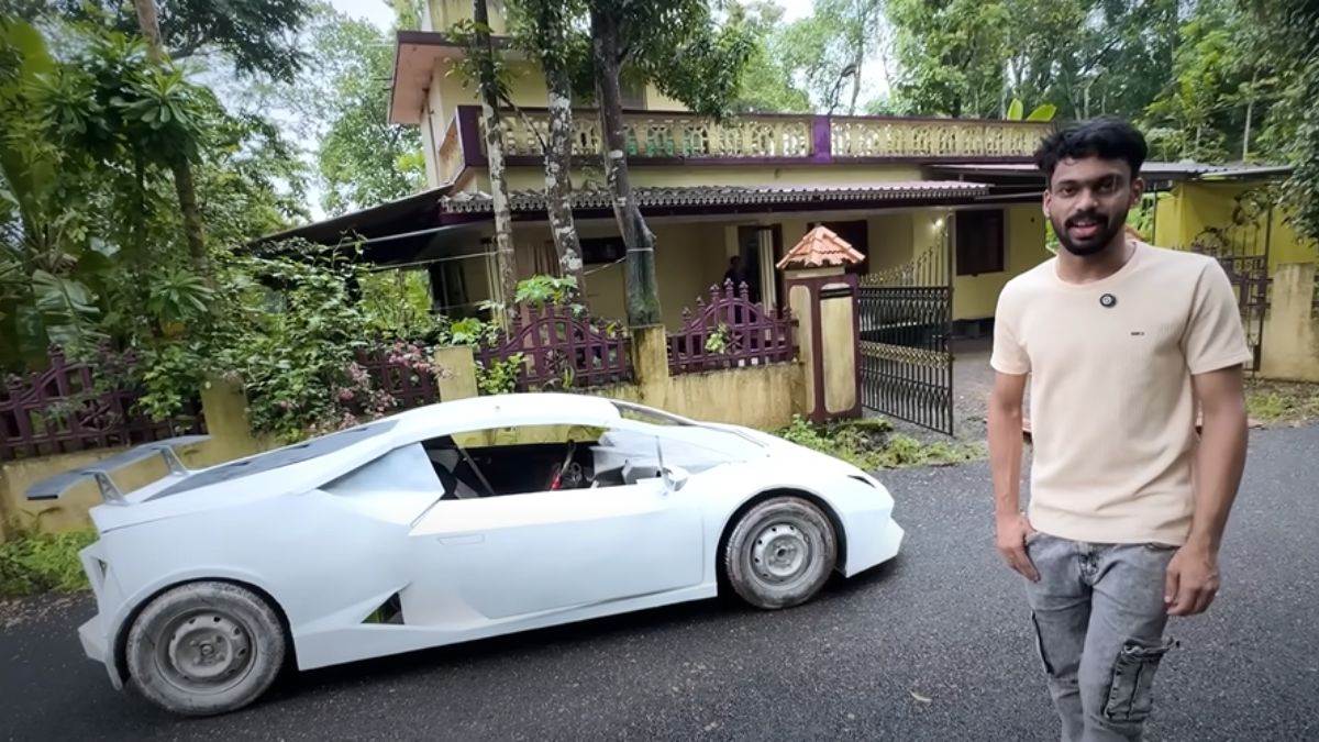 https://www.jagranimages.com/images/newimg/09072025/09_07_2025-lamborghini_huracan_replica_23979444.jpg