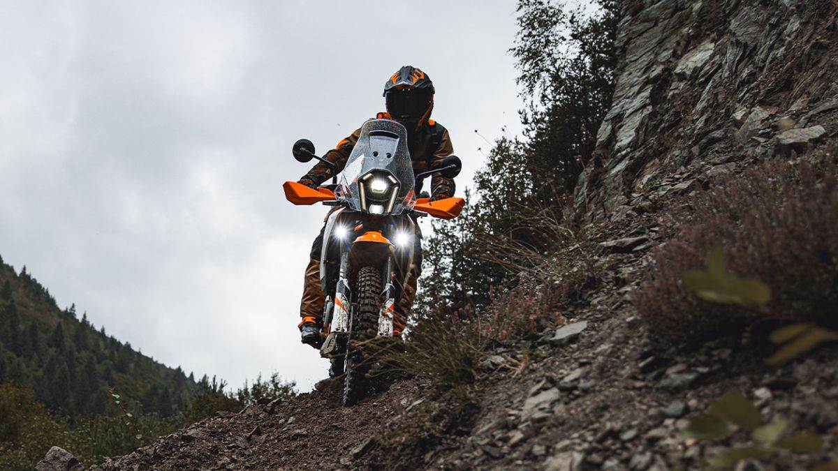 https://www.jagranimages.com/images/newimg/09072025/09_07_2025-new_ktm_390_adventure_x_23979960.jpg