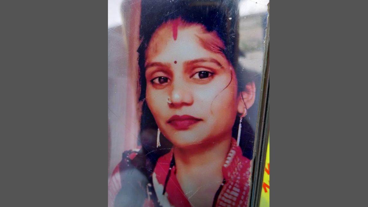 https://www.jagranimages.com/images/newimg/09072025/09_07_2025-woman_death_etah_23979622.jpg